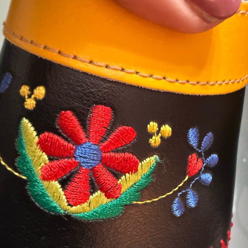 Handmade Swedish Clogs with stitching design size 39 - Picture 7 of 8